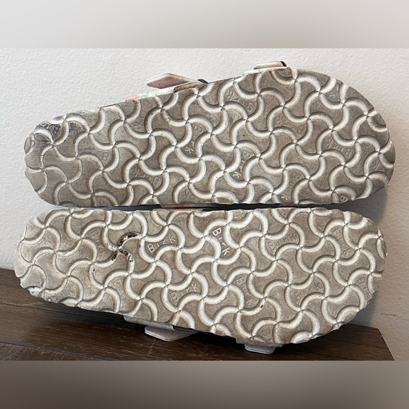 Birkenstock Yao Floral Sandals size 37 Women’s size 6 - Picture 9 of 9